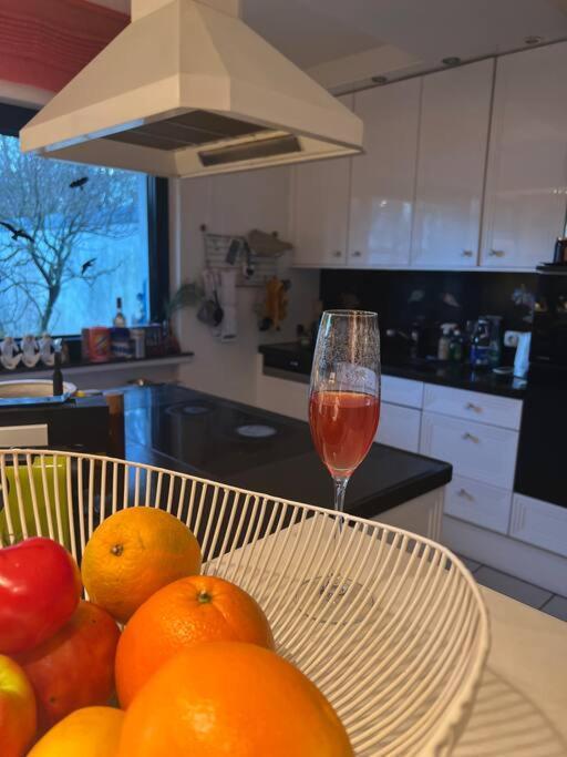 Villa Casa Blanca Mit Privatem Schwimmbad 26 Grad Und Sauna Duisburg Ngoại thất bức ảnh